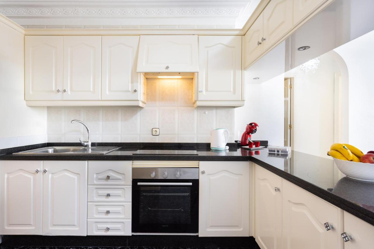 Home2Book Percy Apartment El Medano Beach Екстер'єр фото