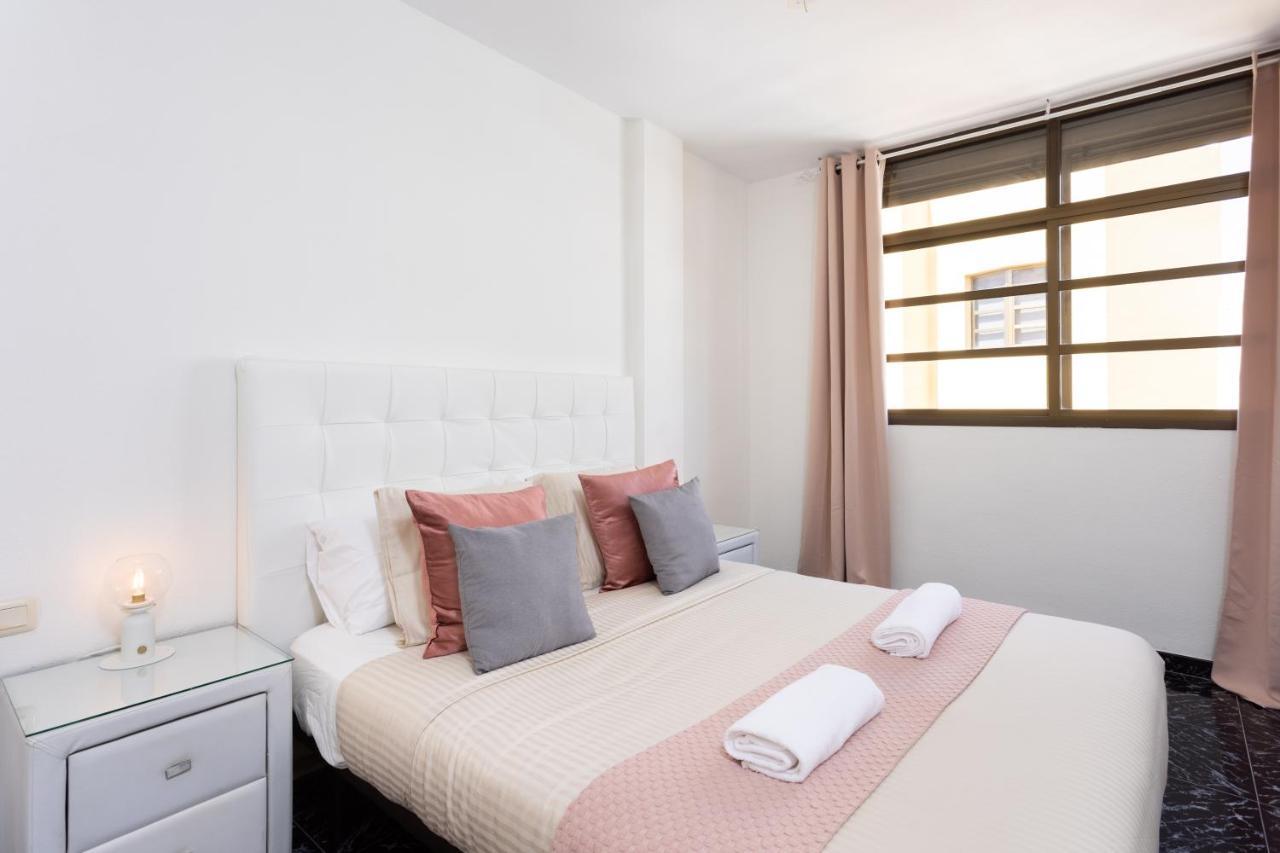 Home2Book Percy Apartment El Medano Beach Екстер'єр фото