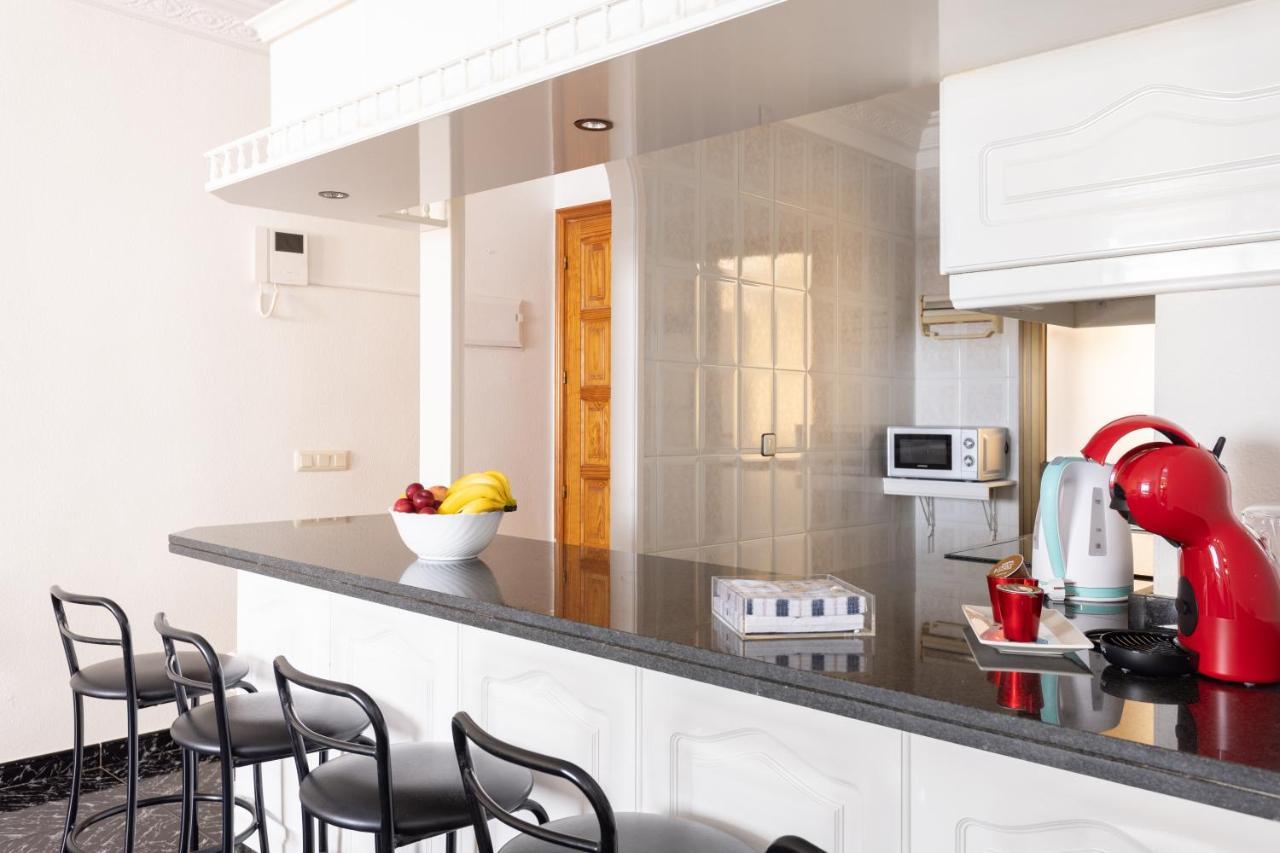 Home2Book Percy Apartment El Medano Beach Екстер'єр фото